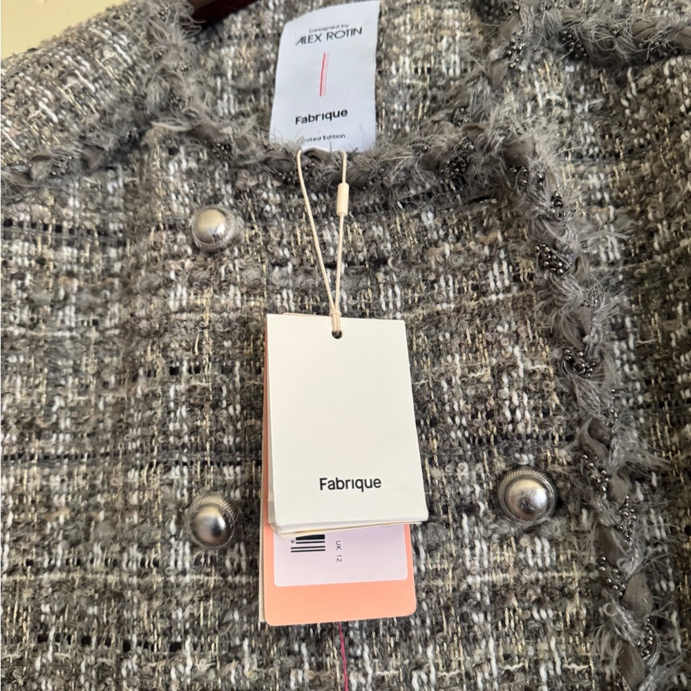 Cropped Jacket - Picture 4 of 5